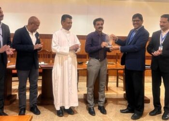 പ്രൊഫ-തേജ്‌വീർസിംഗ്-അവാർഡ്-ഡോ.-ദിലീപിന്