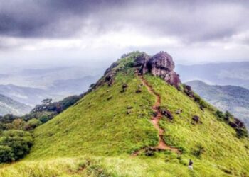 കുളിരേകും-റാണിപുരം;-കാഴ്‌‌ചകള്‍-കാണന്‍-സഞ്ചാരികളുടെ-ഒഴുക്ക്