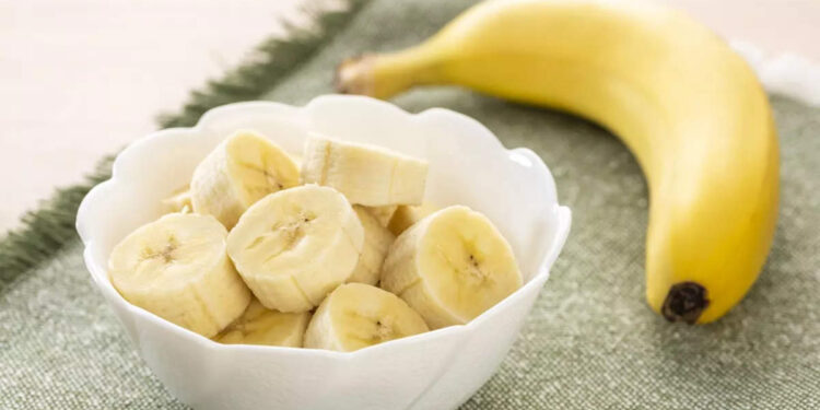 beauty-benefits-of-banana:-മുടിയുടെ-ആരോഗ്യത്തിനും-മുഖ-കാന്തിക്കും-പഴം-ഫേയ്‌സ്പാക്ക്-ഒന്നുമതി