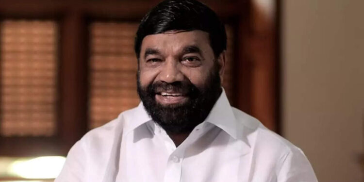 ‘ബച്ചൻ്റെ-പൊക്കമുണ്ടായിരുന്ന-കോൺഗ്രസ്-ഇന്ദ്രൻസിനെ-പോലെയായി’;-നടനെ-പരിഹസിക്കുന്ന-തരത്തിൽ-മന്ത്രി-വി-എൻ-വാസവൻ്റെ-പരാമർശം