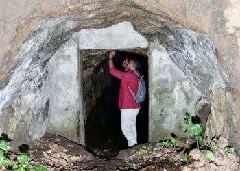 ‌തോട്ടവച്ച്-തോട്ടാപ്പുരയായി