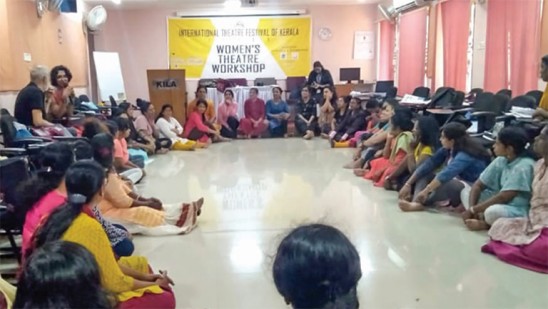 കിലയും-കുടുംബശ്രീ-മിഷനും-സഹകരിച്ച്-നടത്തുന്ന-സ്ത്രീനാടക-ക്യാമ്പ്-തുടങ്ങി