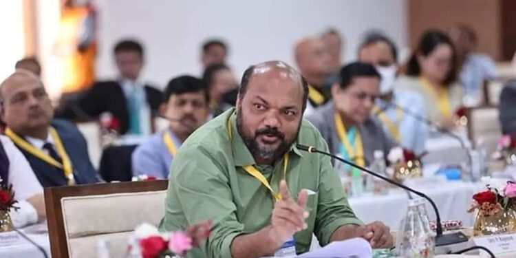 ജന്മഭൂമിയടക്കം-പ്രിന്റ്-ചെയ്യുന്നത്-കേരളത്തിന്റെ-കടലാസിൽ;-ഇതുവരെ-12-മാധ്യമങ്ങൾ-പേപ്പർ-വാങ്ങി:-പി-രാജീവ്