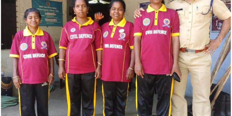 ‘ഉള്ള-ജീവിതംകൊണ്ട്-മറ്റുള്ളവർക്കു-വേണ്ടി-ആവുന്നതൊക്കെ-ചെയ്യും’:-പ്രായം-വെറും-അക്കങ്ങളെന്ന്-തെളിയിച്ച-ബ്രഹ്മപുരത്തെ-നായികമാർ