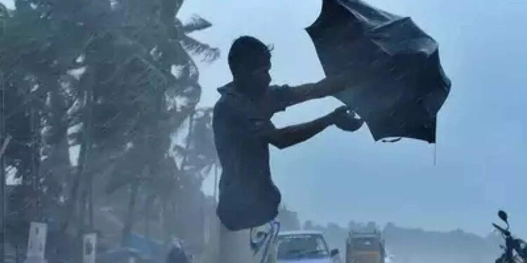 ഈ-ജില്ലകളിലേക്ക്-ഇടിമിന്നലോട്-കൂടിയ-മഴ-എത്തുന്നു;-വെള്ളിയാഴ്ചവരെ-മഴയ്ക്ക്-സാധ്യത