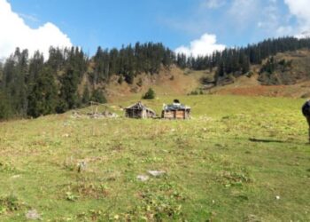 ബുൻബുനി-അഥവാ-പരിശുദ്ധ-താഴ്‌വര-കെ-ആർ-അജയന്റെ-യാത്ര-വിവരണം