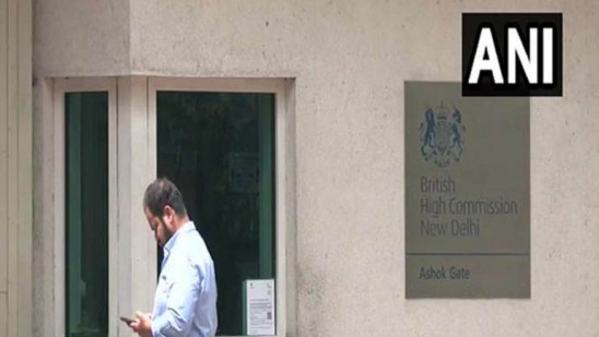 ബ്രീട്ടീഷ്-ഹൈക്കമ്മീഷന്-മുന്നിലെ-അധിക-സുരക്ഷ-പിൻവലിച്ച്-ഇന്ത്യ