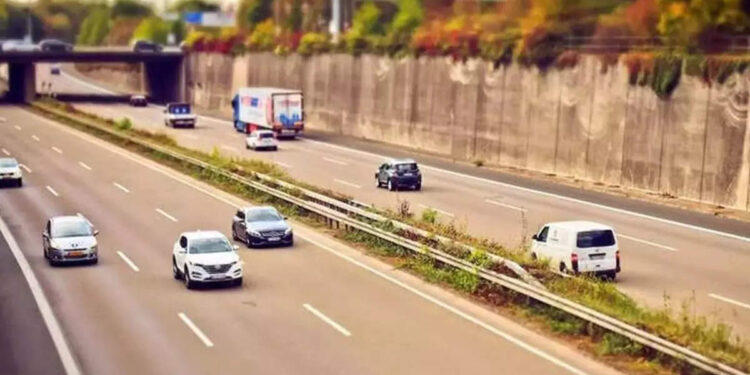 ദേശീയപാത-വികസനത്തിന്-സംസ്ഥാന-വിഹിതം-നിർബന്ധിത-ചട്ടമല്ലെന്ന്-കേന്ദ്രം;-ബ്രിട്ടാസിന്റെ-ചോദ്യത്തിന്-മറുപടി