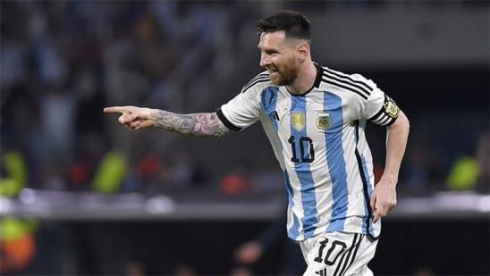 നൂറിന്റെ-നിറവിൽ-മെസി-;-അർജന്റീന-കുപ്പായത്തിൽ-
നൂറ്-ഗോൾ