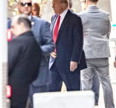 ട്രംപ്‌-അറസ്‌റ്റിൽ