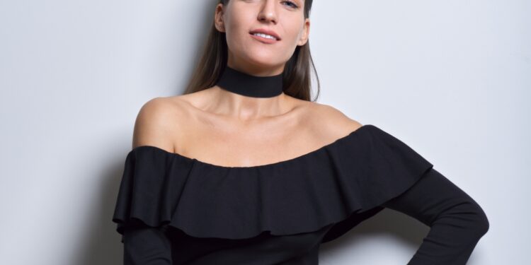 വേനലില്‍-കറുപ്പ്-വസ്ത്രങ്ങളോട്-വിട-പറയും,-അപ്പോള്‍-കറുപ്പ്-കുടയോ?-അറിയാം-നിറങ്ങളുടെ-സൈക്കോളജി