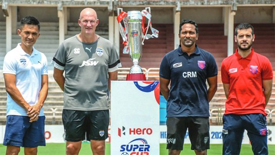 ആര്-നേടും-;-സൂപ്പർ-കപ്പ്-ഫെെനൽ-കോഴിക്കോട്-കോർപറേഷൻ-സ്റ്റേഡിയത്തിൽ