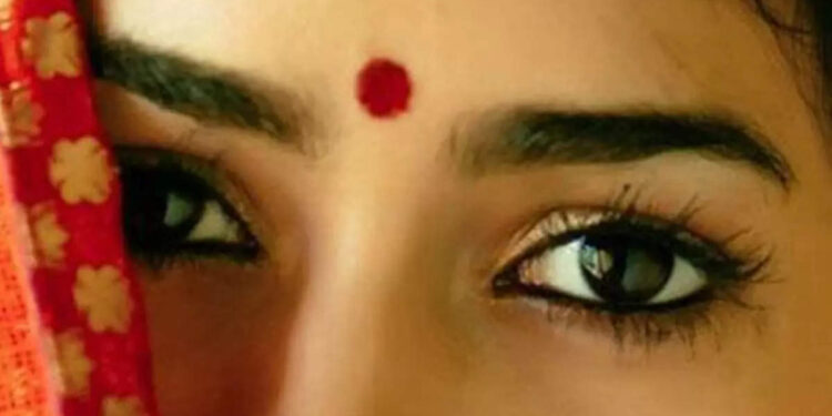 പൊട്ട്-കുത്തിയാൽ-ഭംഗി-മാത്രമല്ല-ചില-ആരോഗ്യ-ഗുണങ്ങൾ-കൂടിയുണ്ട്