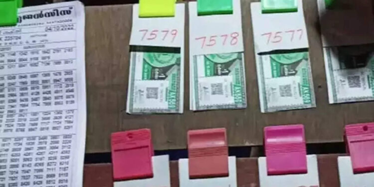 വിഷു-ബമ്പർ-വിഷമിപ്പിച്ചോ,-ഇന്ന്-കാരുണ്യ-പ്ലസ്-ലോട്ടറിയുണ്ട്;-അടിച്ചാൽ-80-ലക്ഷം