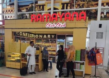 എയർപോർട്ടിലെ-‘രാമായണ’-ഷോപ്പ്-ഡോ.-കെ-ടി-ജലീലിന്റെ-ഇന്തോനേഷ്യൻ-കുറിപ്പുകൾ-ആറാം-ഭാഗം