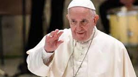 മാർപാപ്പ-ശസ്ത്രക്രിയക്കായി-ആശുപത്രിയിൽ