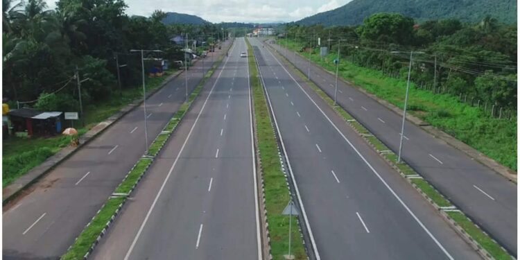 സംസ്ഥാനത്ത്-വാഹനങ്ങളുടെ-വേ​ഗപരിധി-പുതുക്കി;-കാറുകൾക്ക്-6വരിപ്പാതയിൽ-110-കിമി,-ഇരുചക്രങ്ങൾക്ക്-60-മാത്രം