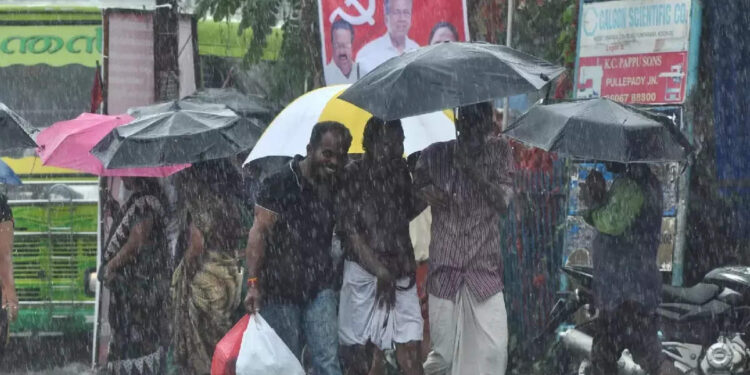 ന്യൂനമർദ്ദം;-സംസ്ഥാനത്ത്-ശക്തമായ-മഴയ്ക്ക്-സാധ്യത;-ഇന്ന്-5-ജില്ലകളിൽ-യെല്ലോ-അലേർട്ട്