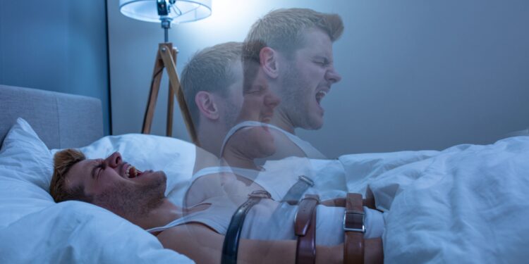 ​ഉറക്കത്തിനിടയില്‍-ആരെങ്കിലും-അടുത്ത്-നില്‍ക്കുന്നത്-പോലെ-തോന്നാറുണ്ടോ?-അനങ്ങാന്‍-പറ്റാറില്ലേ?-കാരണം-ഇത്​