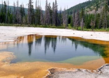 തിളയ്ക്കുന്ന-താഴ്‌വരയിലേക്ക്‌-ഒരു-യാത്ര