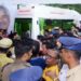 ഉമ്മൻ-ചാണ്ടിയുടെ-വിലാപയാത്ര:-കോട്ടയം-ജില്ലയിലെ-സ്കൂളുകൾക്ക്-ബുധനാഴ്ച-ഉച്ചക്കുശേഷം-അവധി
