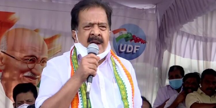 ‘പിണറായി-സർക്കാരിൻ്റെ-അവസാന-ഉല്ലാസയാത്ര,-ജനങ്ങൾ-നട്ടം-തിരിയുകയാണ്’;-വിലക്കയറ്റം-തടയാൻ-ഇടപെടലുണ്ടാകുന്നില്ലെന്ന്-ചെന്നിത്തല