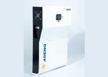 ചുവരിൽ-ഘടിപ്പിക്കാവുന്ന-സോളാർ-ഇൻവെർട്ടർ-വിത്ത്‌-ഇൻബിൽറ്റ്-ലിഥിയം-ബാറ്ററിയുമായി-ആരെൻഖ്