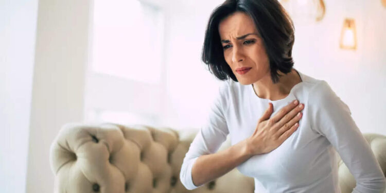 ഹൃദയം-സ്ട്രോങ്ങായിട്ടാണോ-ഓടുന്നത്,-ഈ-ലക്ഷണങ്ങളൊന്നും-അവഗണിക്കരുത്