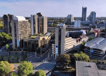 ജർമൻ-ദിനങ്ങൾ-അശോകൻ-ചരുവിലിന്റെ-ജർമൻ-യാത്രാനുഭവങ്ങളിലൂടെ…