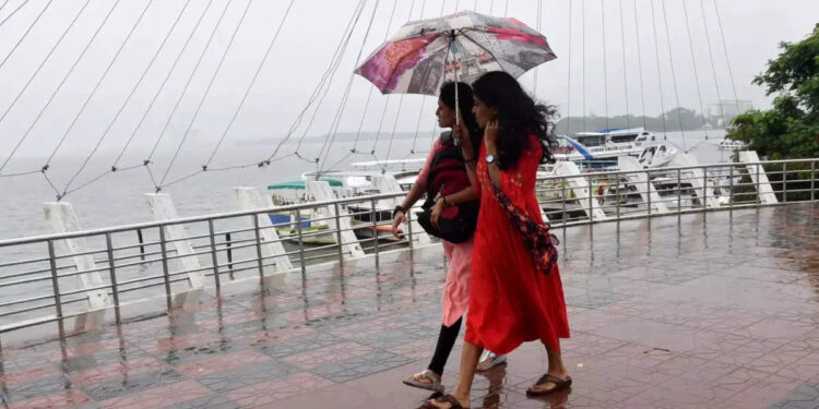 നാല്-ജില്ലകളിൽ-ഇന്ന്-മഴയ്ക്ക്-സാധ്യത;-ഉയർന്ന-തിരമാല-മുന്നറിയിപ്പ്-ഈ-തീരങ്ങളിൽ