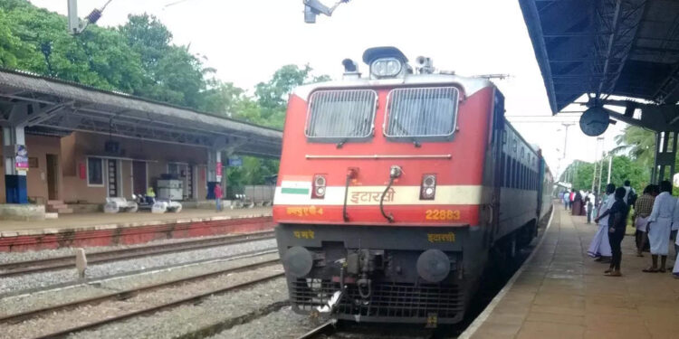 കാത്തിരിപ്പ്-അവസാനിച്ചു;-10-ട്രെയിനുകൾക്ക്-കേരളത്തിൽ-പുതിയ-സ്റ്റോപ്പുകൾ;-ഉത്തരവിറങ്ങി,-പട്ടികയിൽ-ദീർഘദൂര-ട്രെയിനുകളും