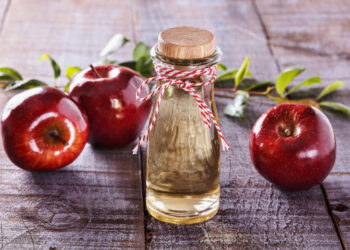 ​ആപ്പിള്‍-സൈഡര്‍-വിനിഗര്‍-ഉപയോഗിക്കും-മുന്‍പ്-ഇക്കാര്യം-അറിഞ്ഞില്ലേല്‍-പണിയാണ്​