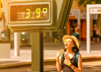 ഈ-ലക്ഷണങ്ങള്‍-നിങ്ങള്‍ക്കുണ്ടെങ്കില്‍-നന്നായി-വെള്ളം-കുടിക്കാന്‍-മറക്കണ്ട