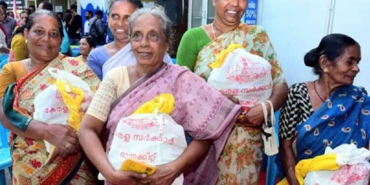 ഓണക്കിറ്റിൽ-സംശയം-വേണ്ട,-ഞായറാഴ്ചയും-റേഷൻകട-തുറക്കും;-വൈകാതെ-കിറ്റ്-വിതരണം-പൂർത്തിയാക്കുമെന്ന്-അധികൃതർ