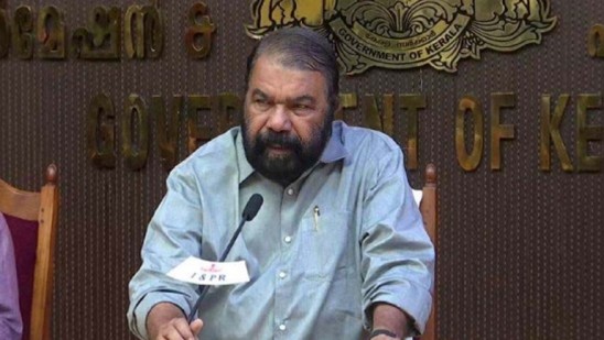 വിദ്യാർഥിയെ-തറയിലിരുത്തി-പരീക്ഷ-എഴുതിച്ചതായി-പരാതി:-അന്വേഷണത്തിന്-ഉത്തരവിട്ട്-മന്ത്രി-വി-ശിവൻകുട്ടി