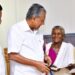 പട്ടിക-വർഗവിഭാ​ഗക്കാർക്കുള്ള-ഓണസമ്മാനം-മുഖ്യമന്ത്രി-വിതരണം-ചെയ്തു