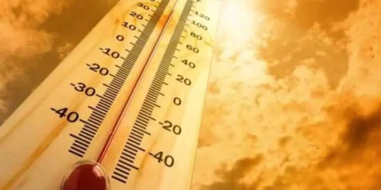 ജാഗ്രതൈ;-ഇന്നും-നാളെയും-ചുട്ടുപൊള്ളും;-8-ജില്ലകളിൽ-ഉയർന്ന-താപനില-മുന്നറിയിപ്പ്;-ഇക്കാര്യങ്ങൾ-നിർബന്ധമായും-പാലിക്കുക