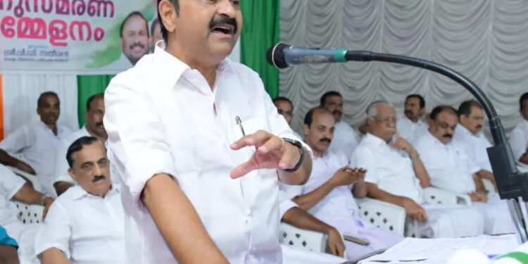 പാവങ്ങള്‍ക്ക്-നല്‍കാത്ത-സൗജന്യ-ഓണക്കിറ്റ്-ഞങ്ങൾക്കും-വേണ്ട;-യുഡിഎഫ്-ജനപ്രതിനിധികൾ-കിറ്റ്-സ്വീകരിക്കില്ലെന്ന്-പ്രതിപക്ഷ-നേതാവ്