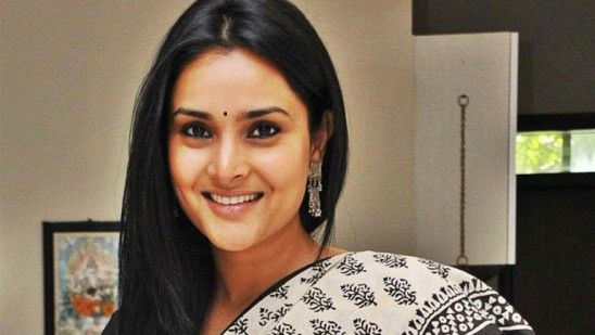 നടി-ദിവ്യ-സ്പന്ദന-അന്തരിച്ചെന്ന്-വ്യാജവാർത്ത;-പ്രതികരണവുമായി-കുടുംബം