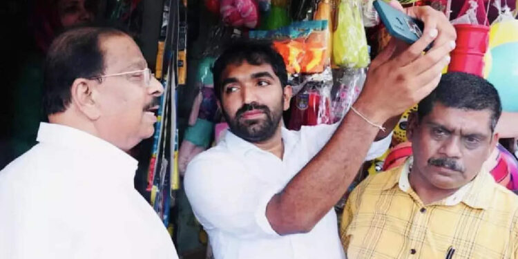 ‘ഏത്-രാഷ്ട്രീയക്കാർക്കും-എപ്പോഴും-സമീപിക്കാവുന്ന-എംഎൽഎ-ആയിരിക്കും-ചാണ്ടി-ഉമ്മൻ’;-കെ-സുധാകരൻ