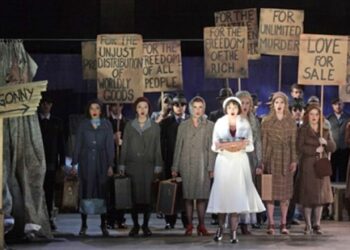 തകർക്കപ്പെടേണ്ട-നാലാംചുവര്