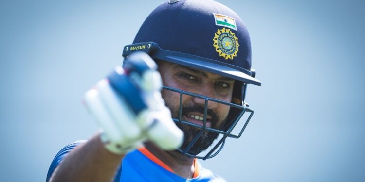 കോഹ്ലിയെക്കാൾ-മികച്ച-കളിക്കാരൻ-രോഹിത്തെന്ന്-പാകിസ്ഥാൻ-താരം-വസീം-അക്രം