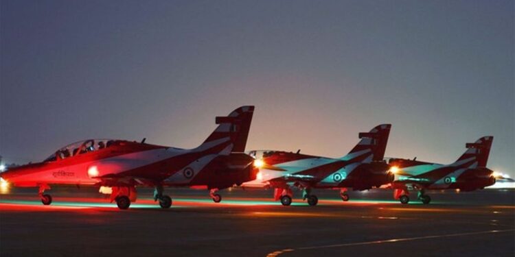 ലോകകപ്പ്-ഫൈനൽ:-കണ്ണഞ്ചിപ്പിക്കാൻ-സൂര്യ-കിരൺ-ടീം;-അഹമ്മദാബാദിൽ-വ്യോമപാത-അടച്ചിടും