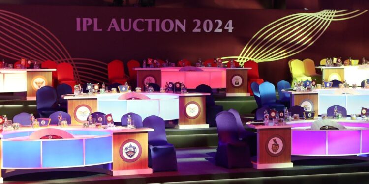 ipl-auction-2024-live:-ഐപിഎല്ലിൽ-പുതുചരിത്രം,-പണക്കിലുക്കത്തിൽ-മുമ്പൻ-ഈ-സൂപ്പർതാരം