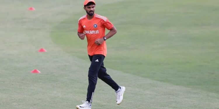 ഇന്ത്യ-ദക്ഷിണാഫ്രിക്ക-ടെസ്റ്റ്-പരമ്പര;-പരിക്കേറ്റ-ഗെയ്‌ക്‌വാദിന്-പകരക്കാരനായി-സഞ്ജുവോ?