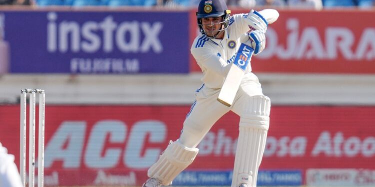 india-vs-england-live-score:-കൂറ്റൻ-ലീഡുമായി-ഇന്ത്യ;-സെഞ്ചുറിക്കരികിൽ-ഗിൽ-വീണു,-ഡബിൾ-സർപ്രൈസ്