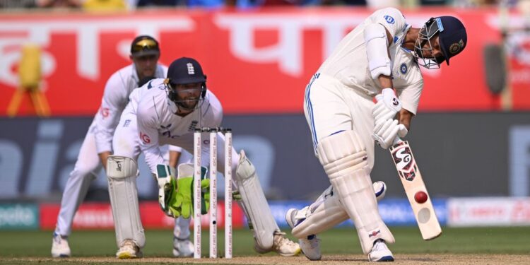 ടെസ്റ്റ്-റാങ്കിങ്ങിൽ-അമ്പരപ്പിക്കുന്ന-മുന്നേറ്റവുമായി-ഇന്ത്യൻ-യുവതാരങ്ങൾ