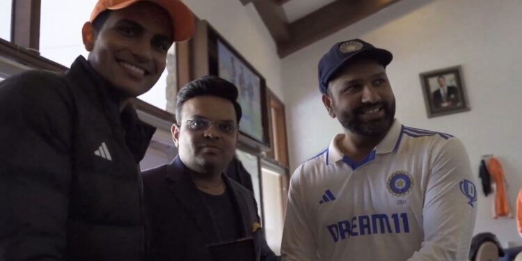 മികച്ച-ഫീൽഡർക്കുള്ള-മൂന്നാമത്തെ-മെഡൽ-ലഭിച്ചത്-ഈ-യുവതാരത്തിന്,-വീഡിയോ