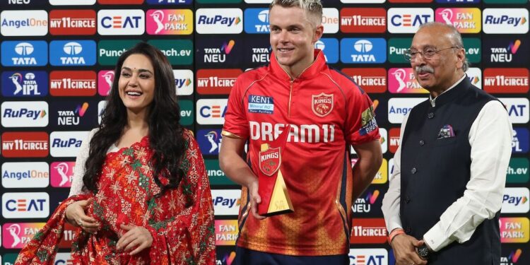 ipl-2024:-ഫ്ലൈയിങ്-കിസ്-പറത്തി-പ്രീതി-സിന്റ;-ഇംഗ്ലീഷ്-പോർവീര്യത്തിൽ-പട-ജയിച്ച്-പഞ്ചാബ്