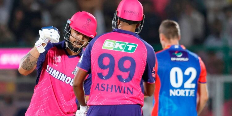 ipl-2024:-അവസാന-ഓവറിൽ-25-റൺസ്,-കളി-തിരിച്ച്-അശ്വിൻ;-രക്ഷകനായി-പരാഗ്